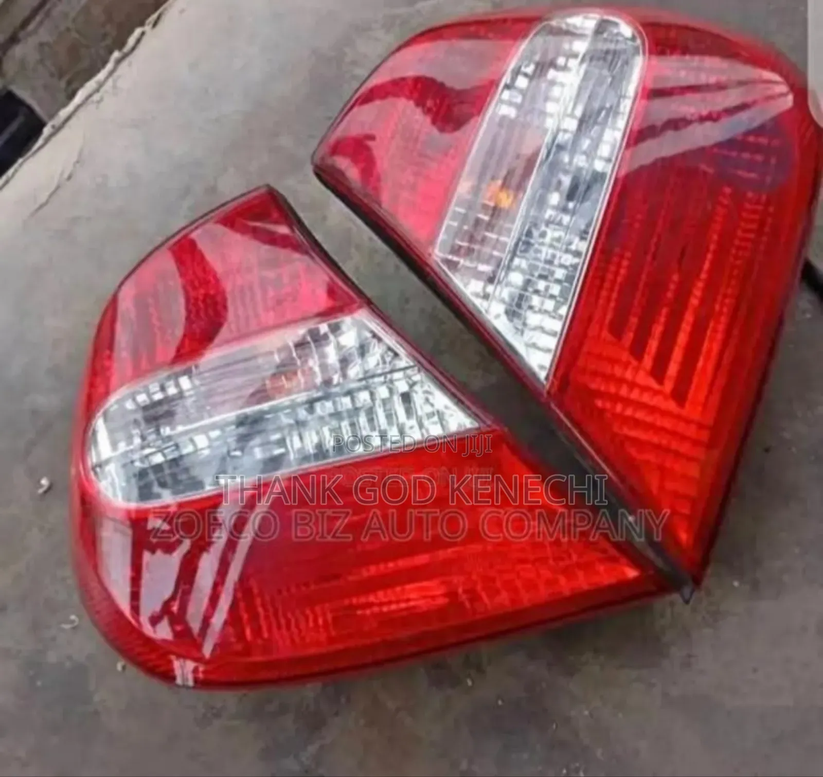 Sent of Back Light Camry 2004 Model
