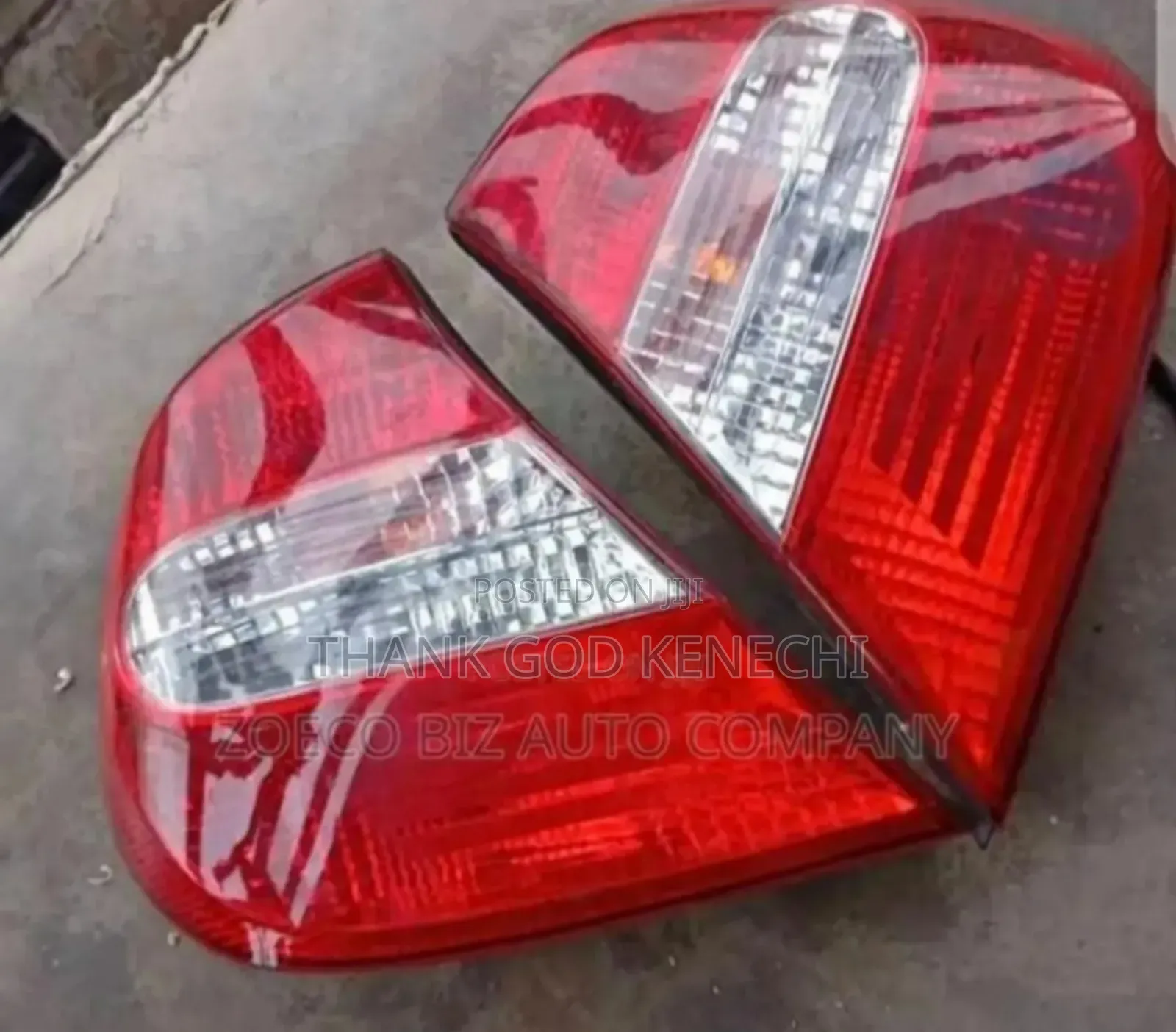 Sent of Back Light Camry 2004 Model