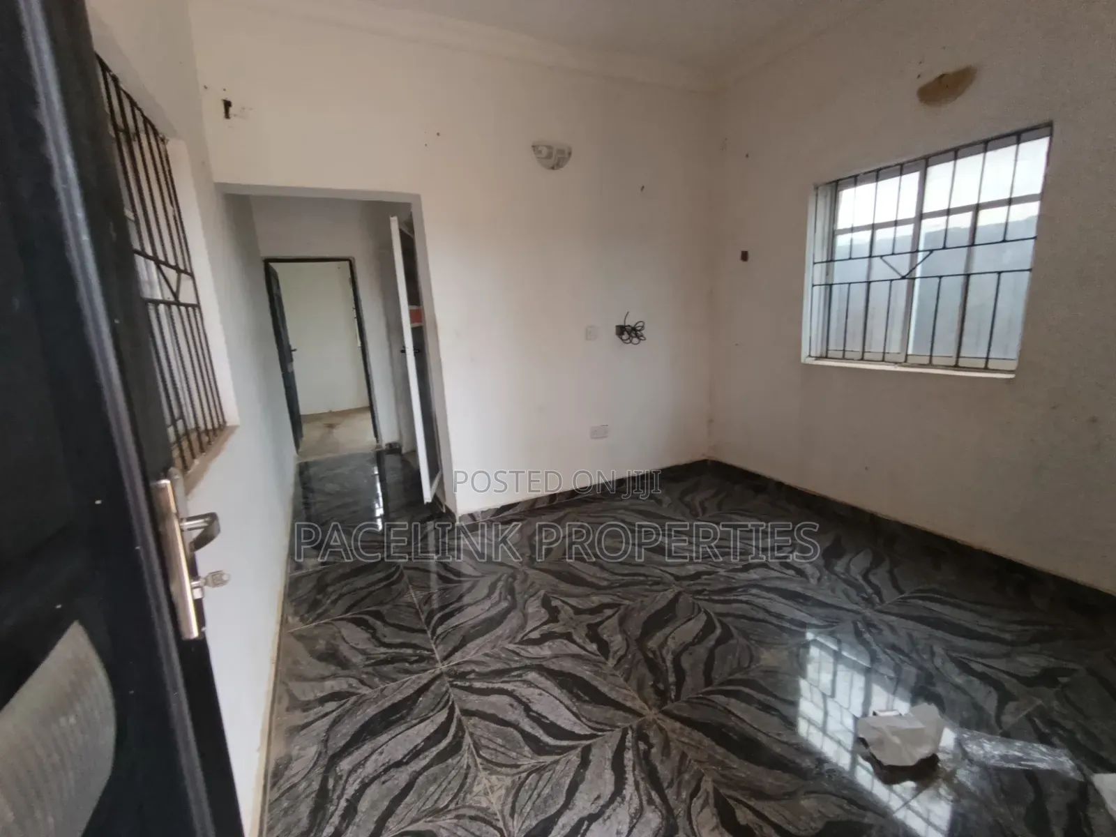 Mini Flat in Ayobo for rent