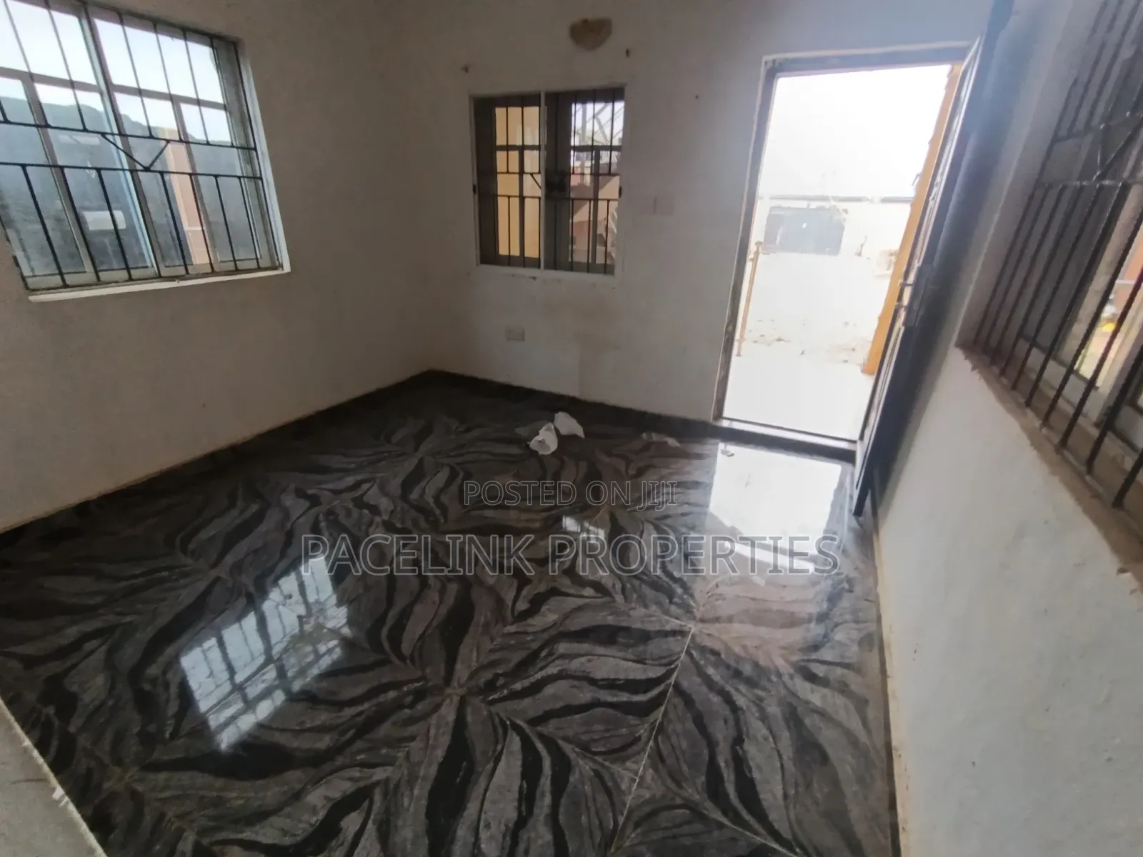 Mini Flat in Ayobo for rent