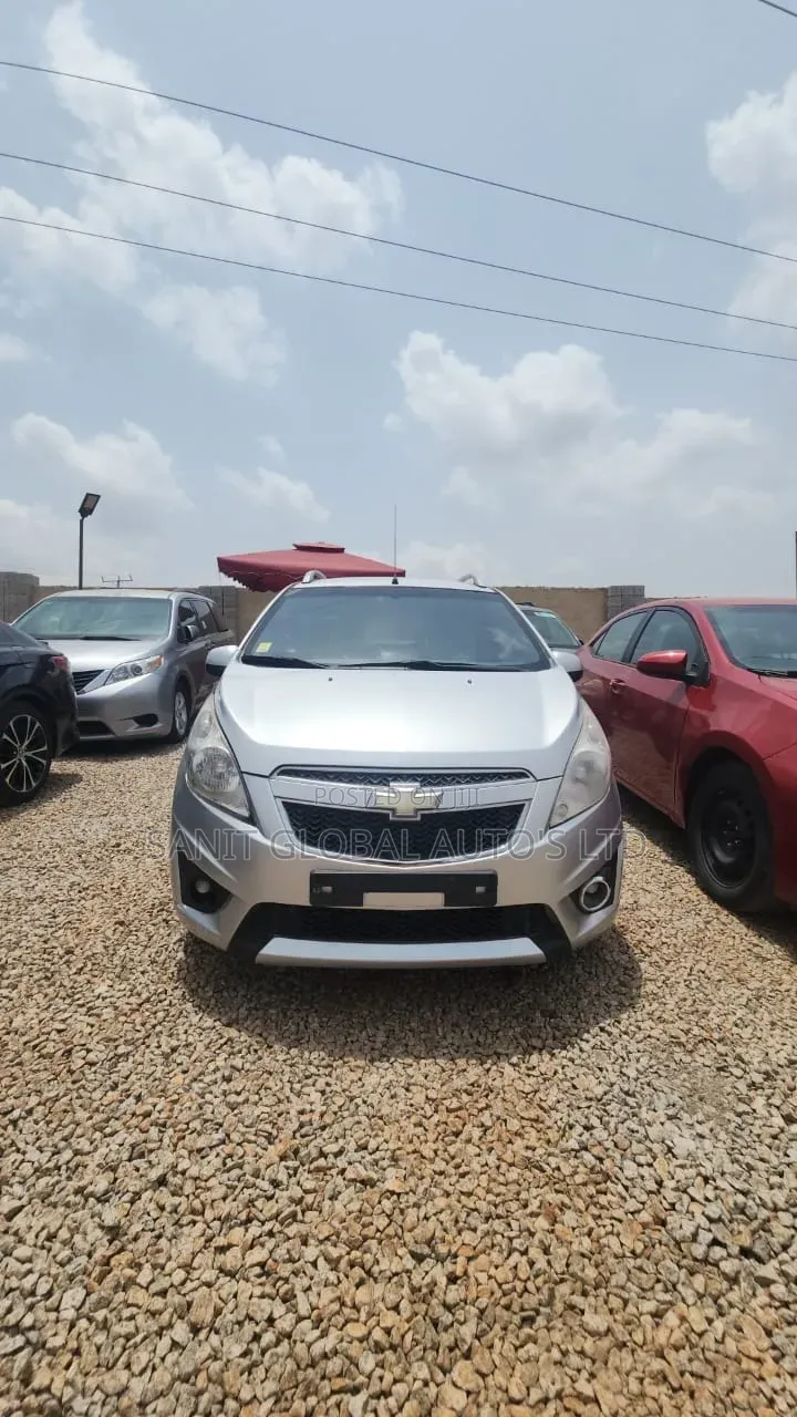 Chevrolet Spark 2011 Silver