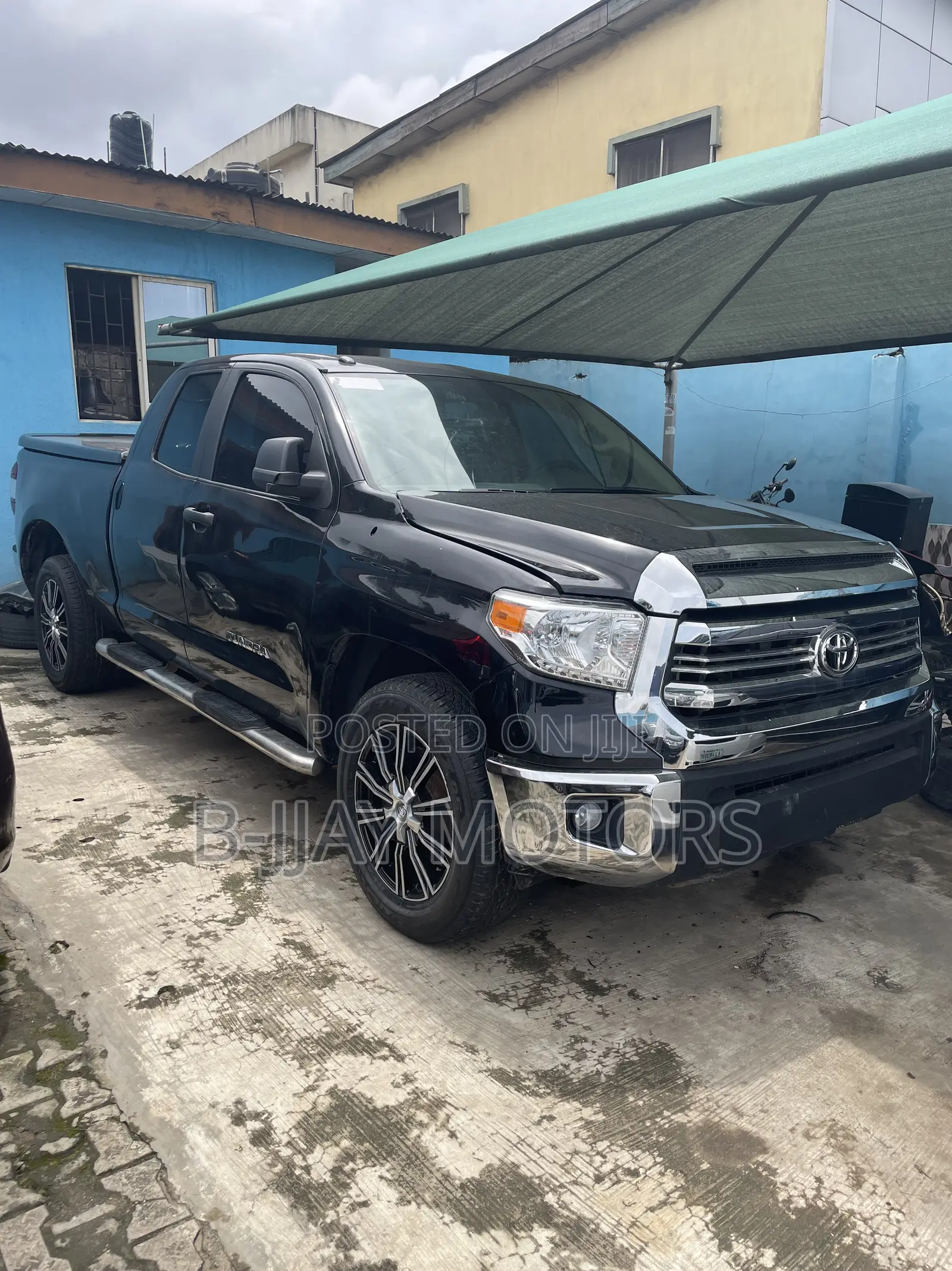 Toyota Tundra CrewMax 4x4 Limited 2012 Black