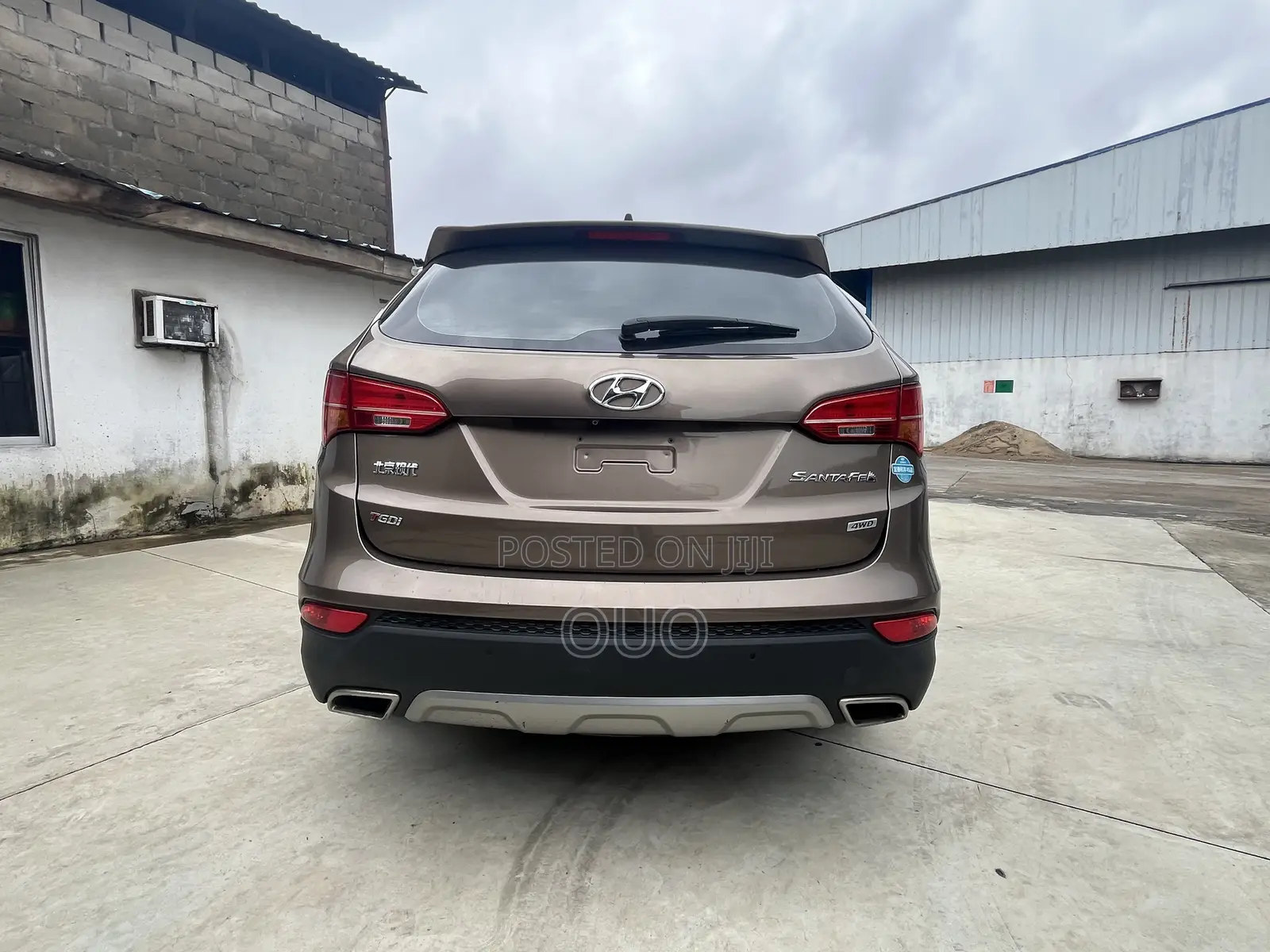 Hyundai Santa Fe 2016 Brown