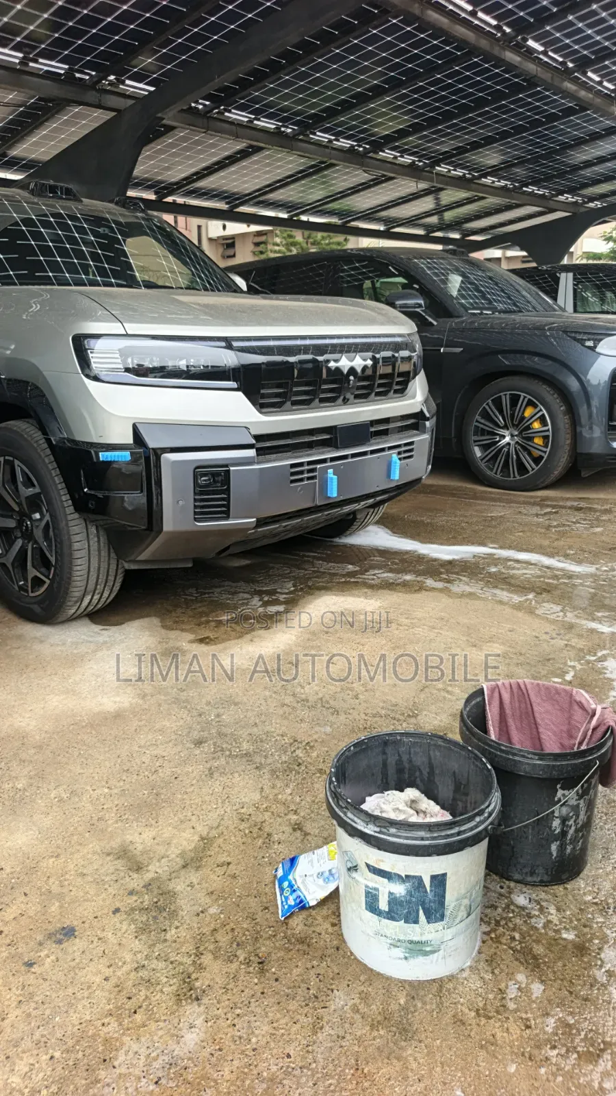 New BYD Leopard 8 2.0 Hybrid AWD 2025 Gray