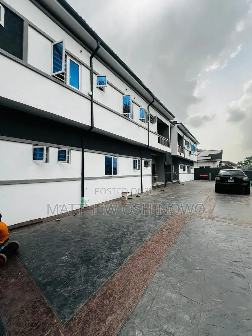 Furnished 3bdrm Townhouse/Terrace in Queens Garden Annex, Iseri Olofin