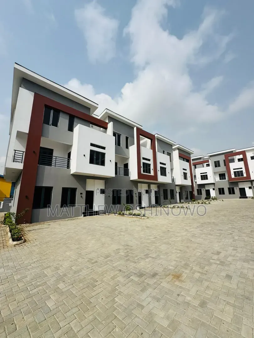 Furnished 3bdrm Townhouse/Terrace in Queens Garden Annex, Iseri Olofin