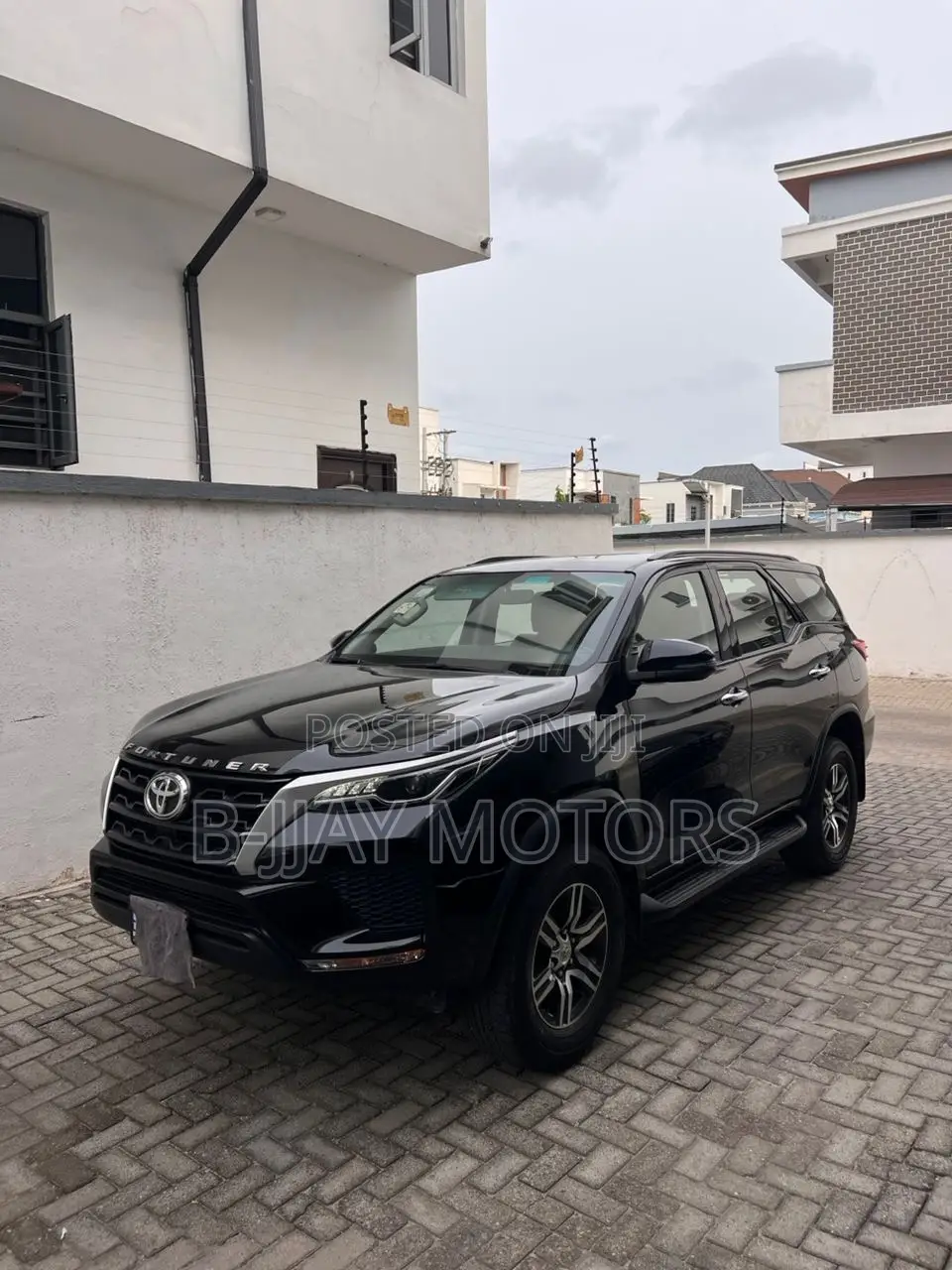 Toyota Fortuner 2.8 D RWD 2023 Black