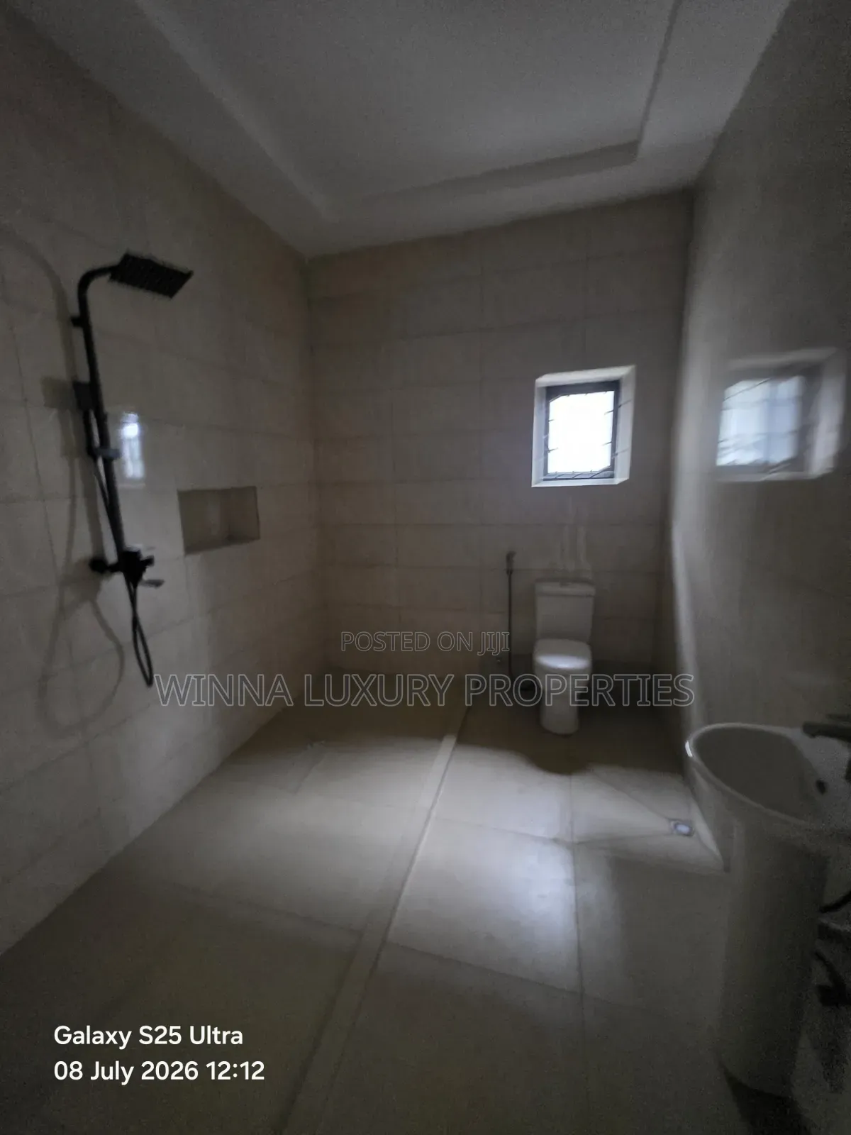 5bdrm Duplex in Sun Rise Estate...., Lugbe District for sale