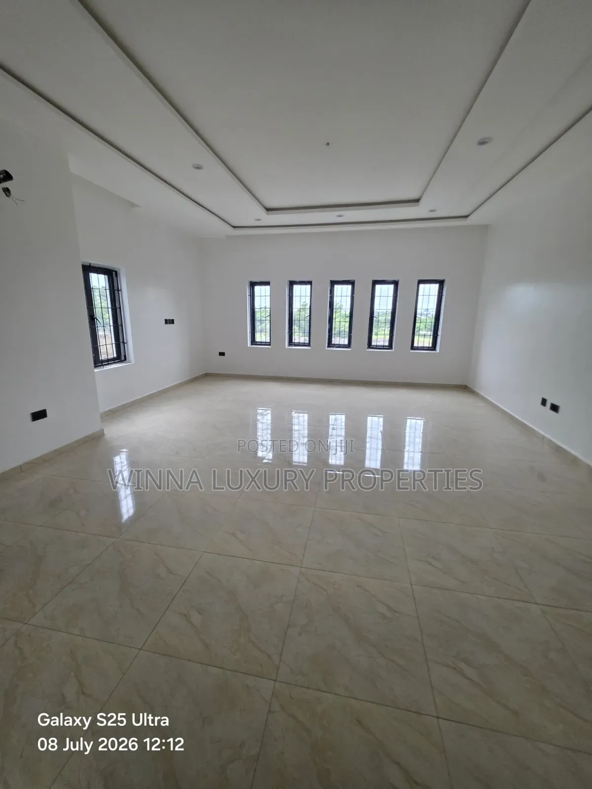 5bdrm Duplex in Sun Rise Estate...., Lugbe District for sale