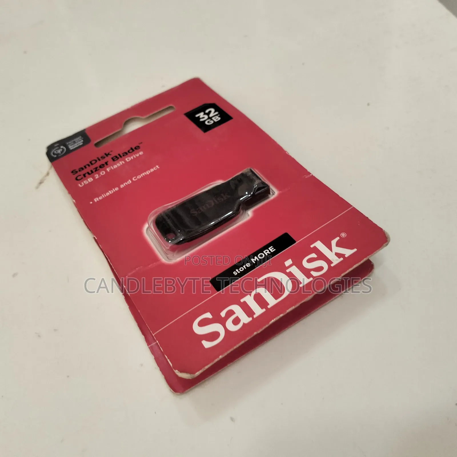 32gb Sandisk Cruzer Blade USB Flash Drive Built to Last