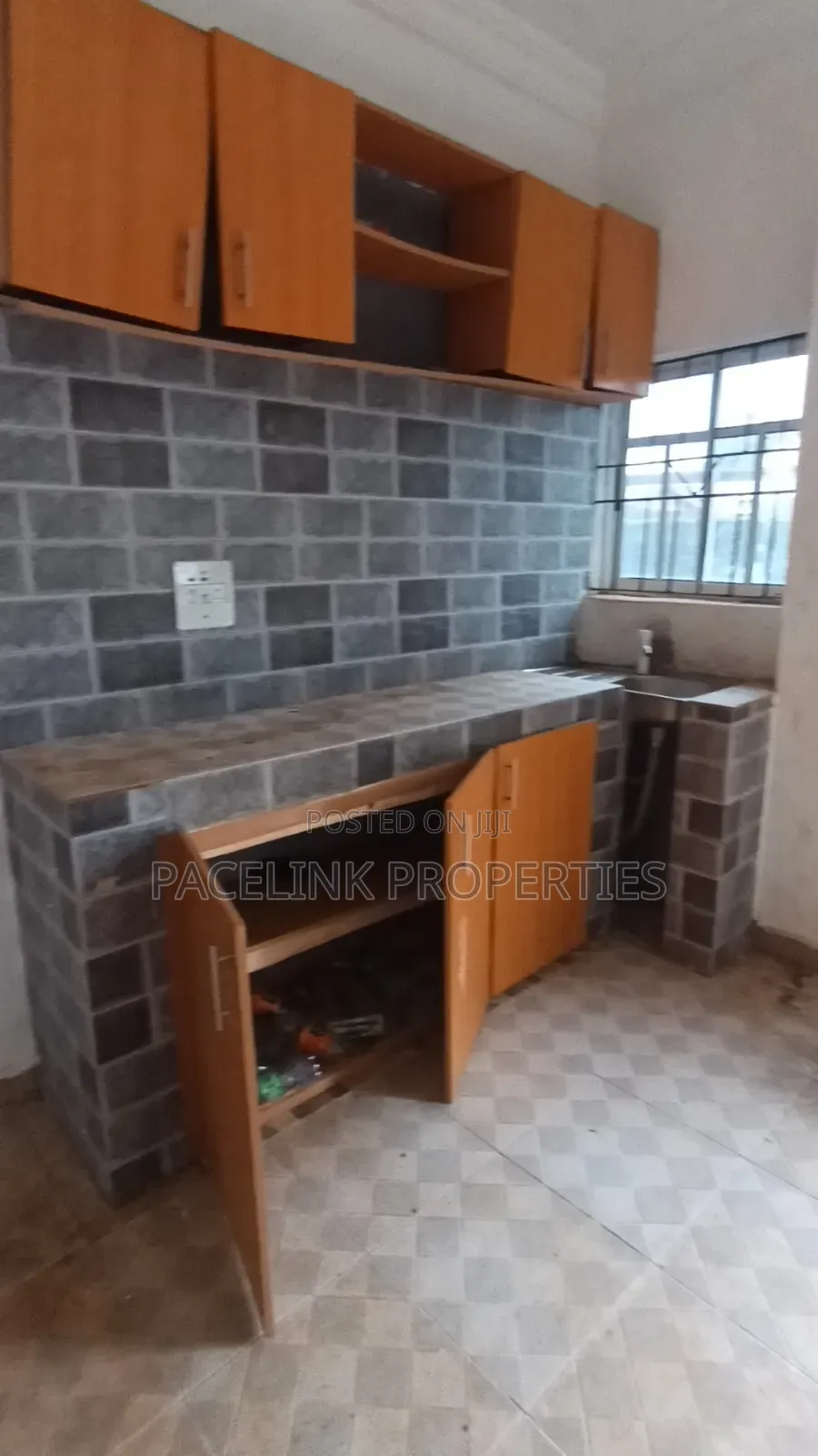 3bdrm Apartment in Ayobo for rent
