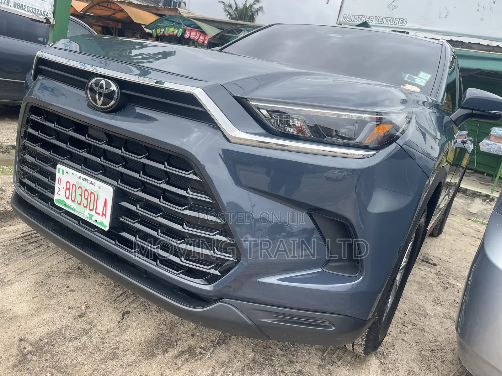 Toyota Highlander XLE AWD 2024 Blue