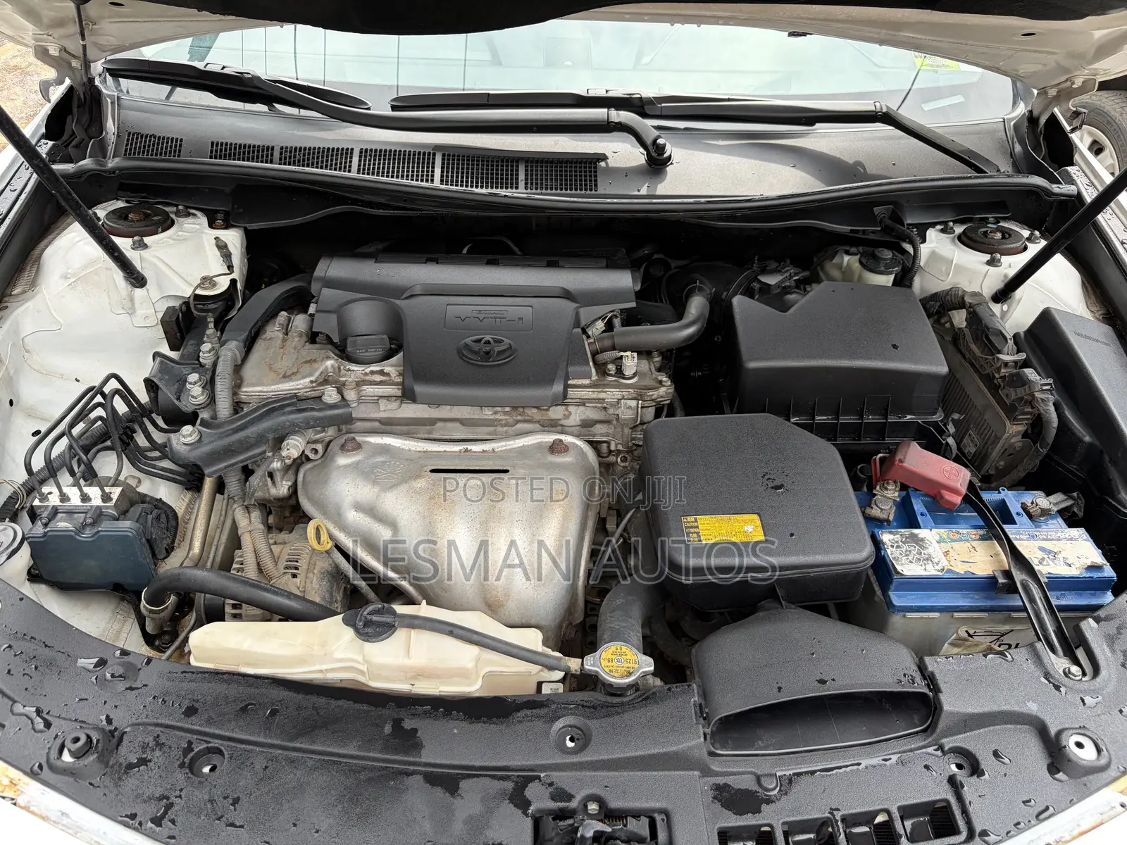 Toyota Camry SE 4dr Sedan (2.5L 4cyl 6A) 2013 White