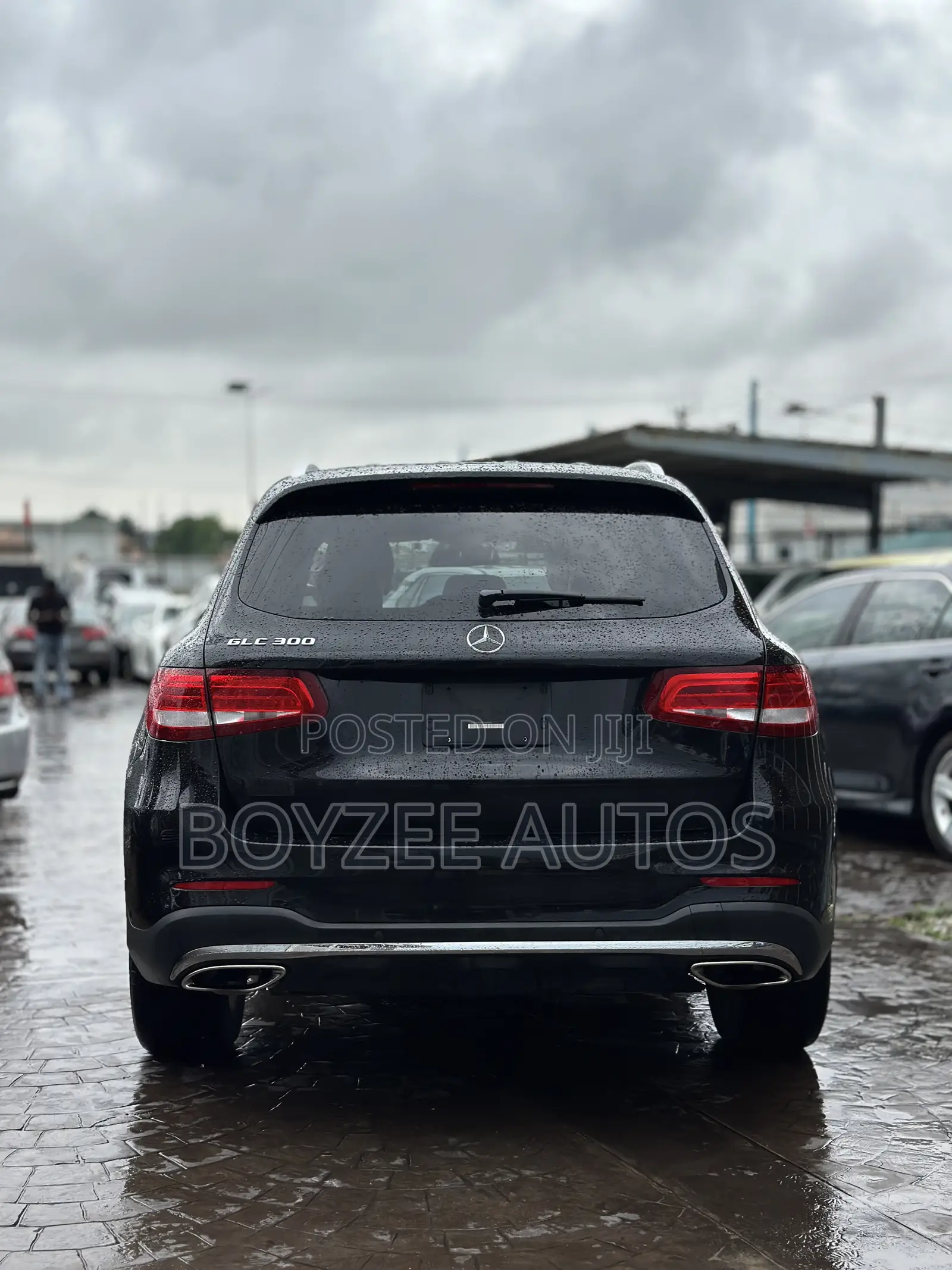 Mercedes-Benz C300 2019 Black