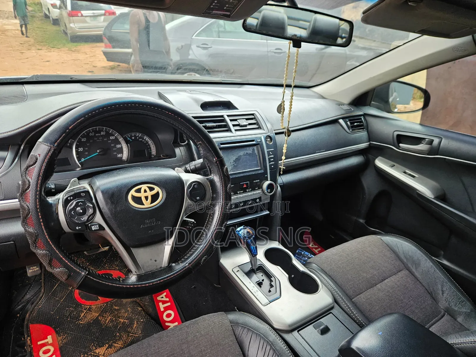Toyota Camry SE 4dr Sedan (2.5L 4cyl 6A) 2013 Black