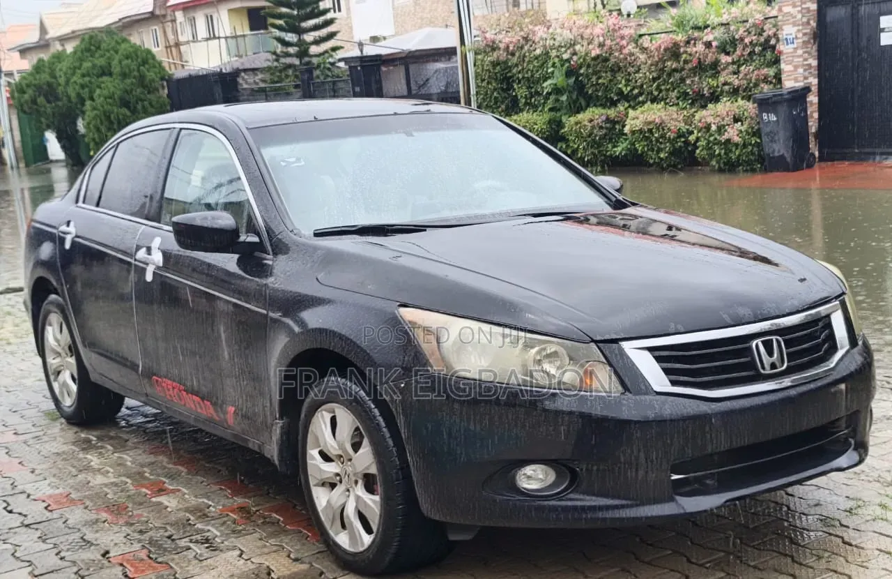 Honda Accord 2010 Black