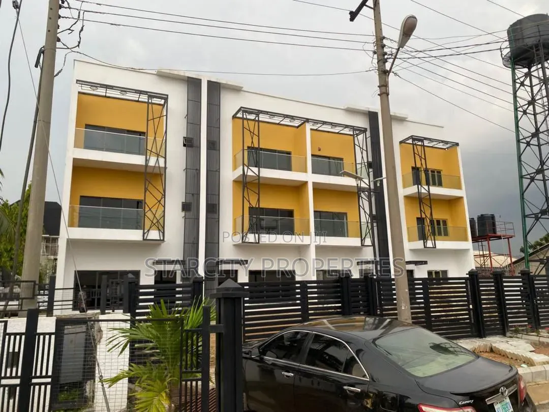 Furnished 4bdrm Duplex in Secured Estate, Life Camp for sale