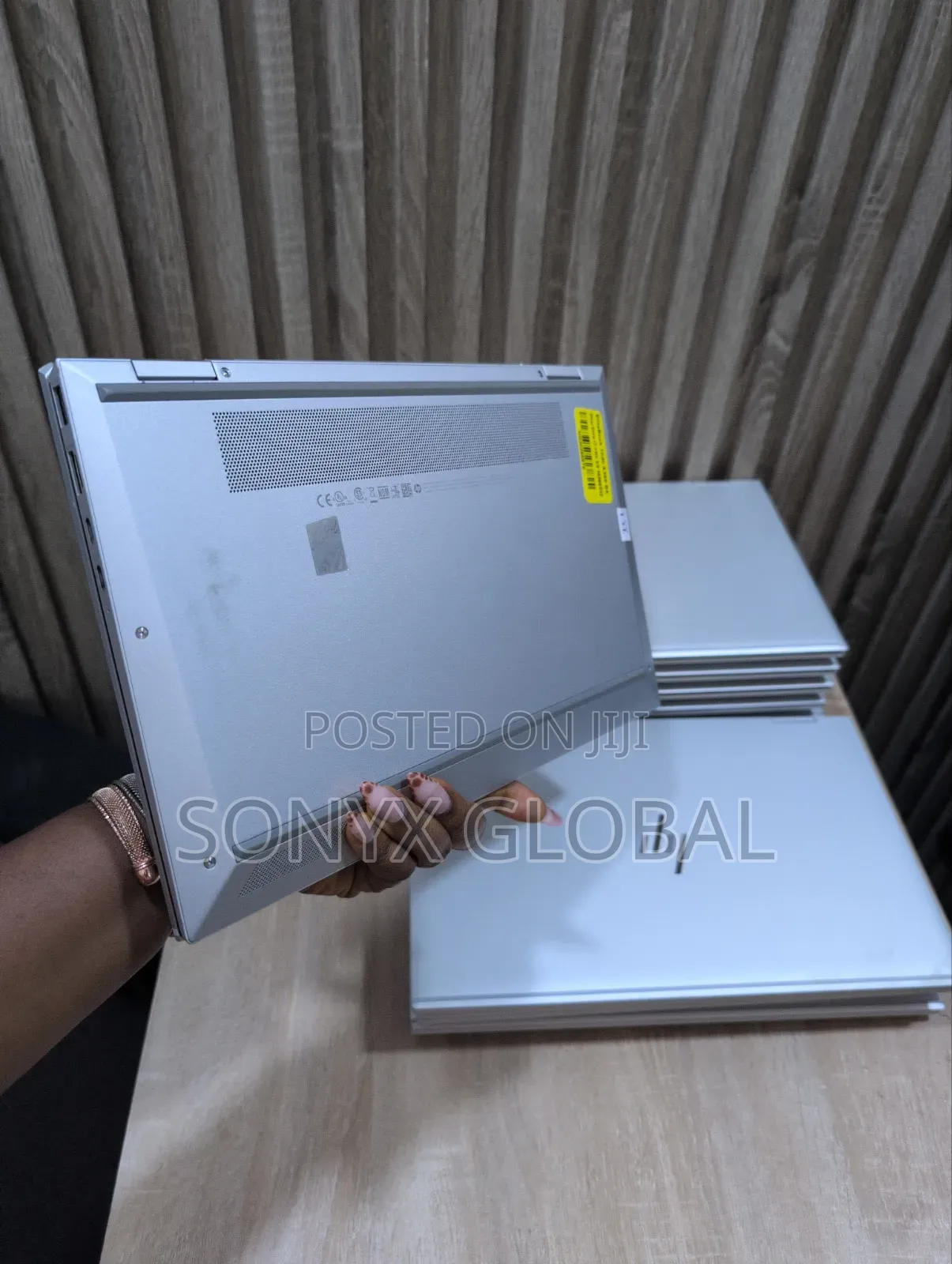 Laptop HP EliteBook 1040 G8 16GB Intel Core i7 SSD 512GB