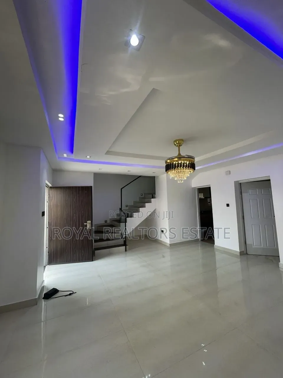 4bdrm Townhouse / Terrace in Life Camp for rent