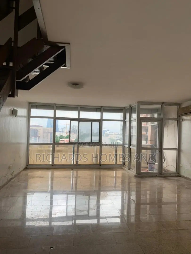 Furnished 4bdrm Apartment in 1004 for sale