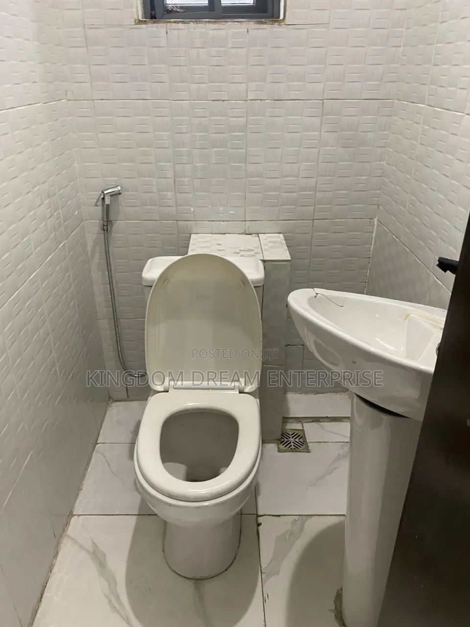 2bdrm Block of Flats in Ilupeju for rent