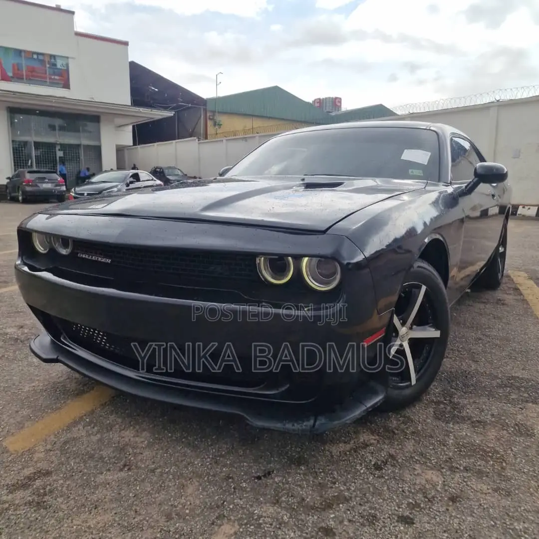 Dodge Challenger 2011 Black