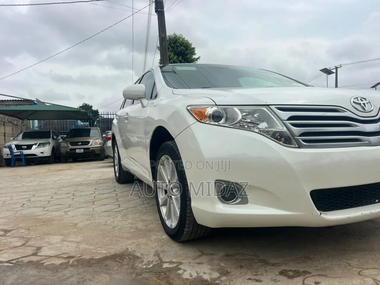 Toyota Venza XLE 2011 White