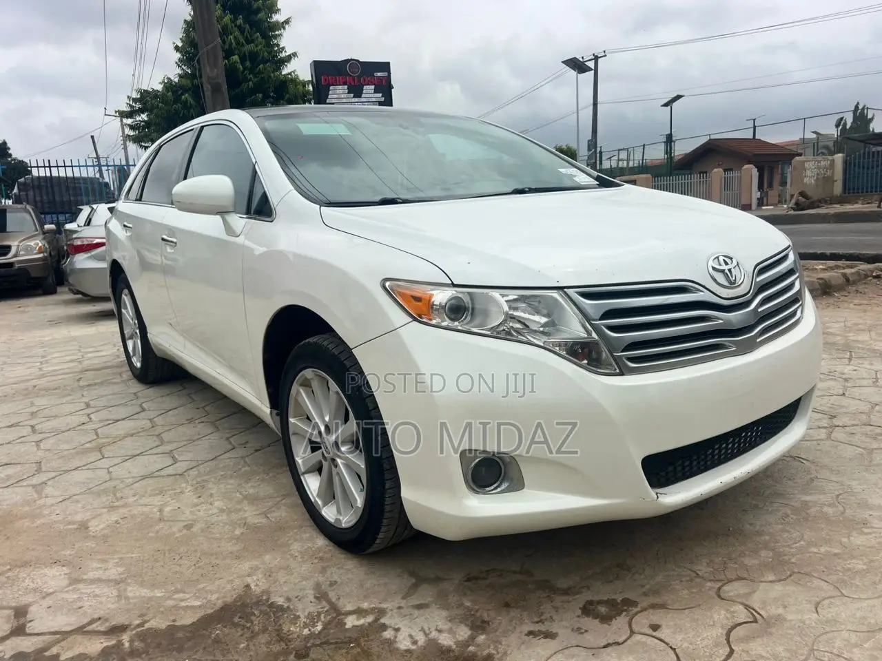 Toyota Venza XLE 2011 White