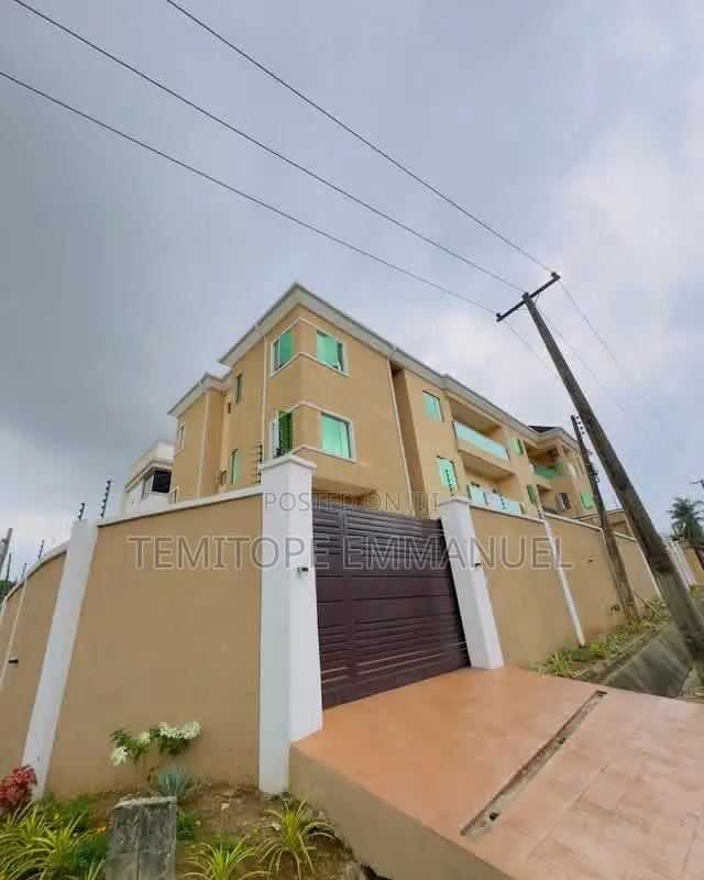 Furnished 3bdrm Apartment in GRA Phase 2 Shangisha for sale