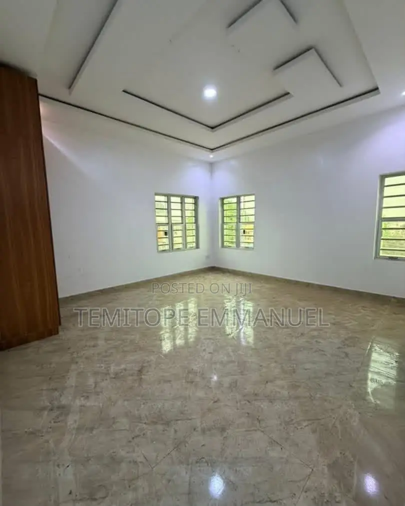Furnished 3bdrm Apartment in GRA Phase 2 Shangisha for sale