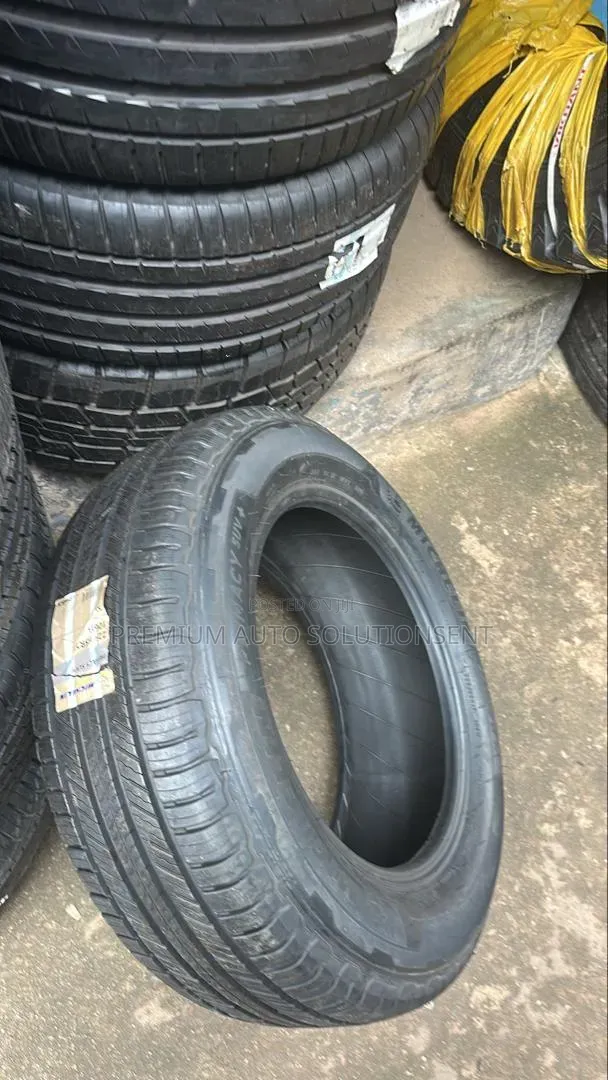Brand New 225/65r17 Michelin