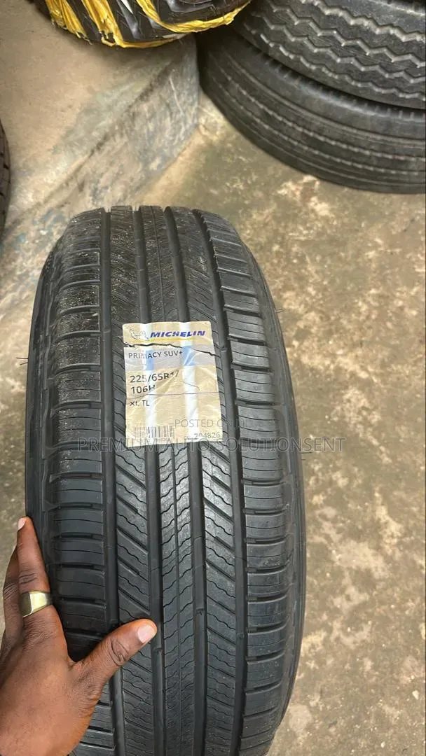 Brand New 225/65r17 Michelin