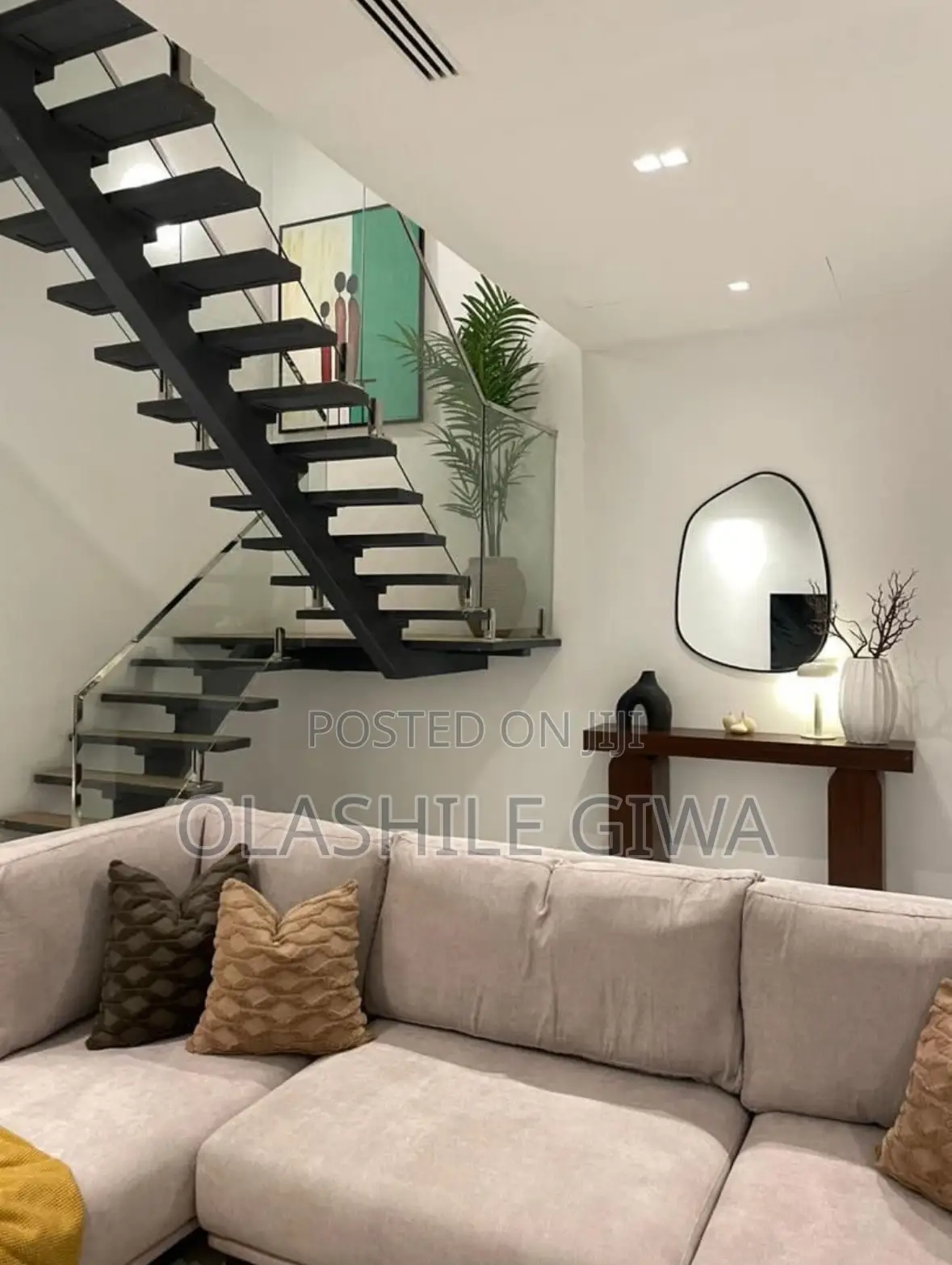Two Bedroom Maisonette With Swimming Pool Gym
