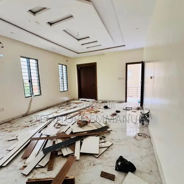 Furnished 4bdrm Duplex in Gbagada for sale