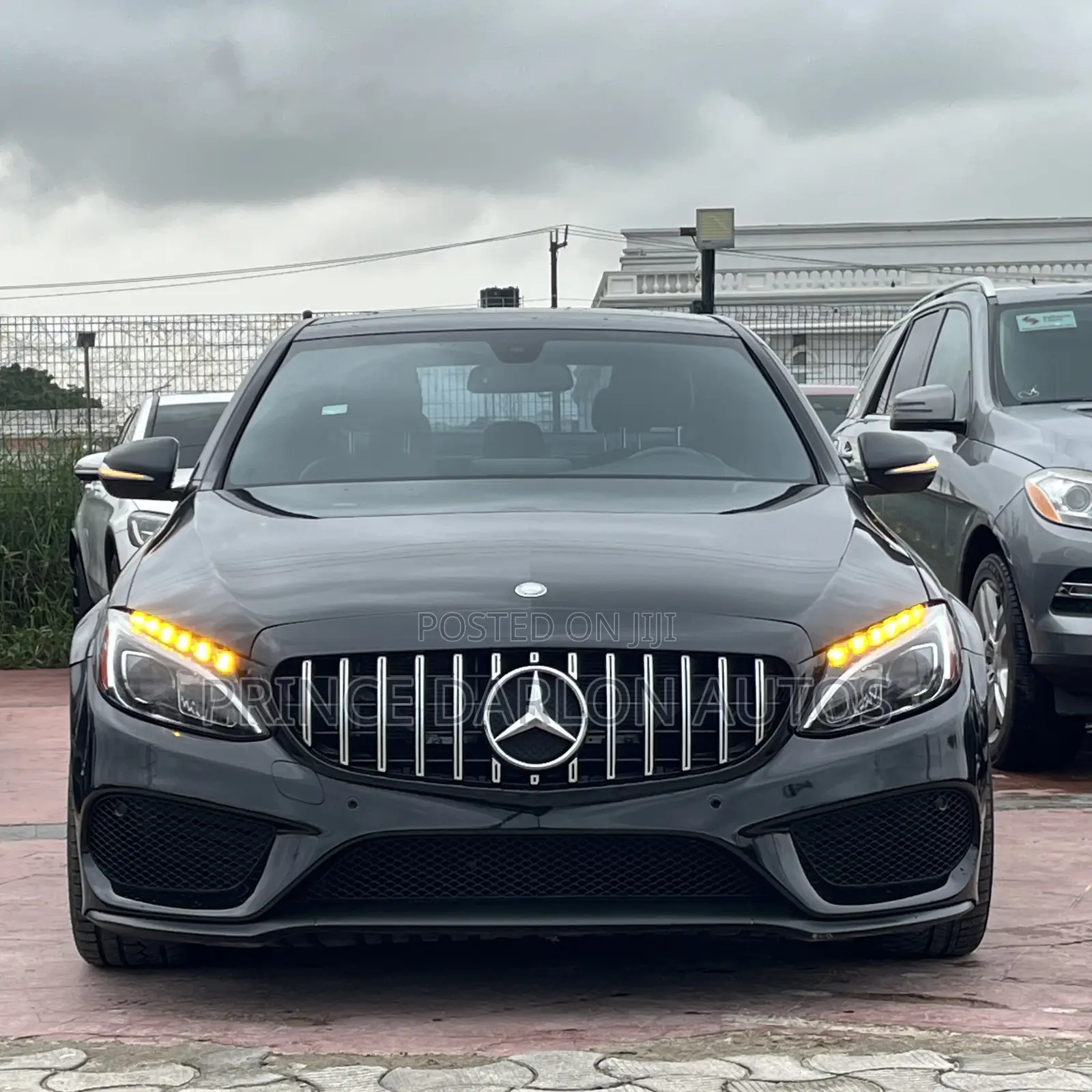 Mercedes-Benz C400 4Matic AWD Sedan (3.0L V6 7A) 2015 Black