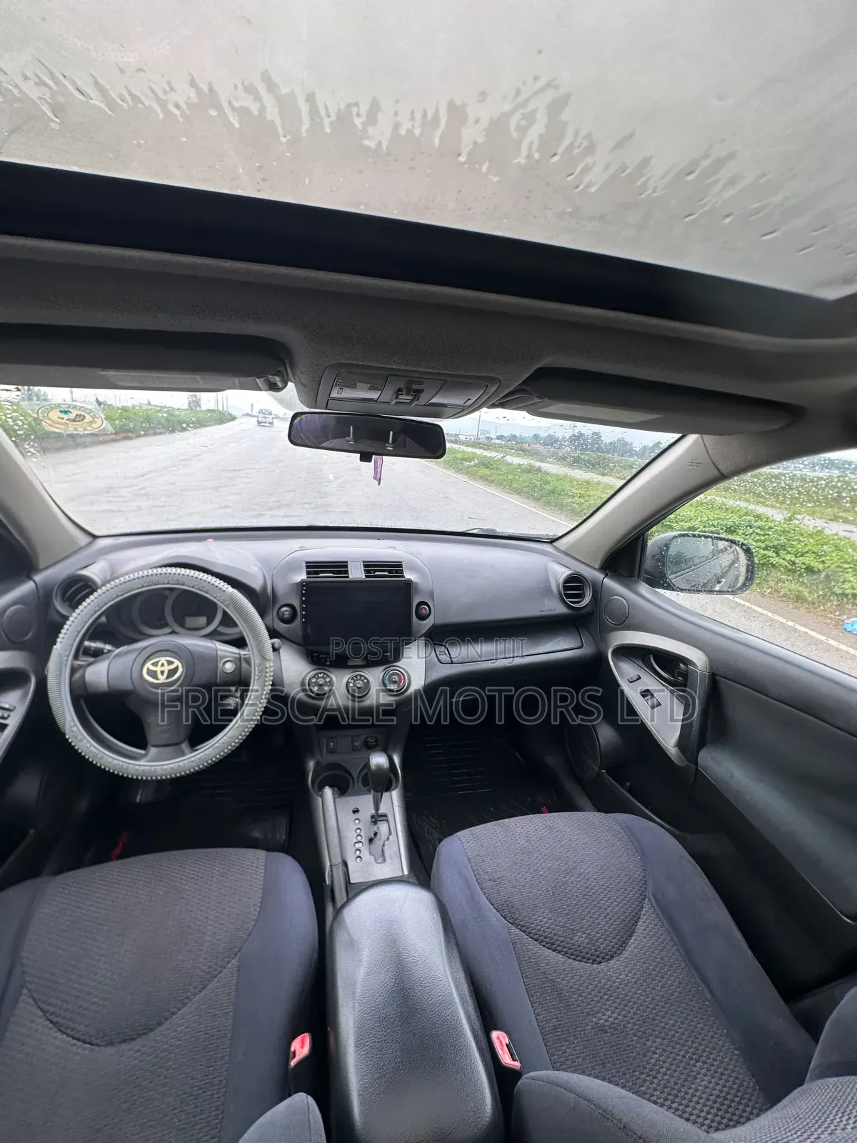Toyota RAV4 2010 Black