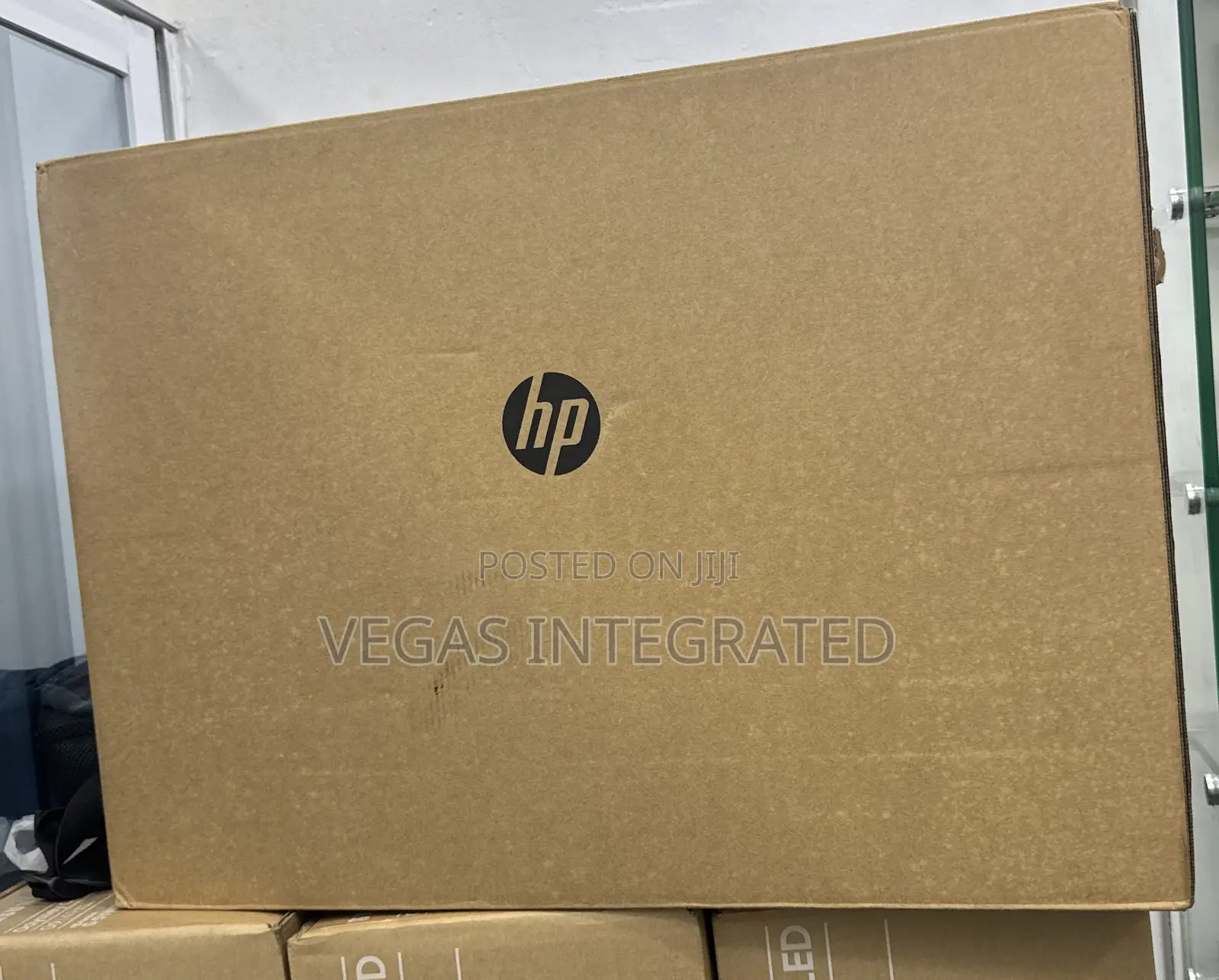 New HP 200 G4 22 All-in-One 8GB Intel Core i3 SSD 512GB