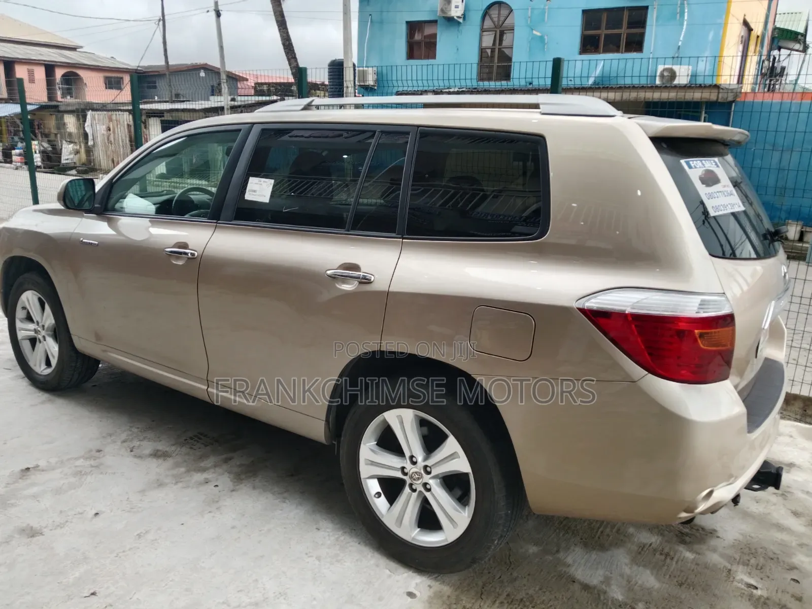 Toyota Highlander 2010 Gold