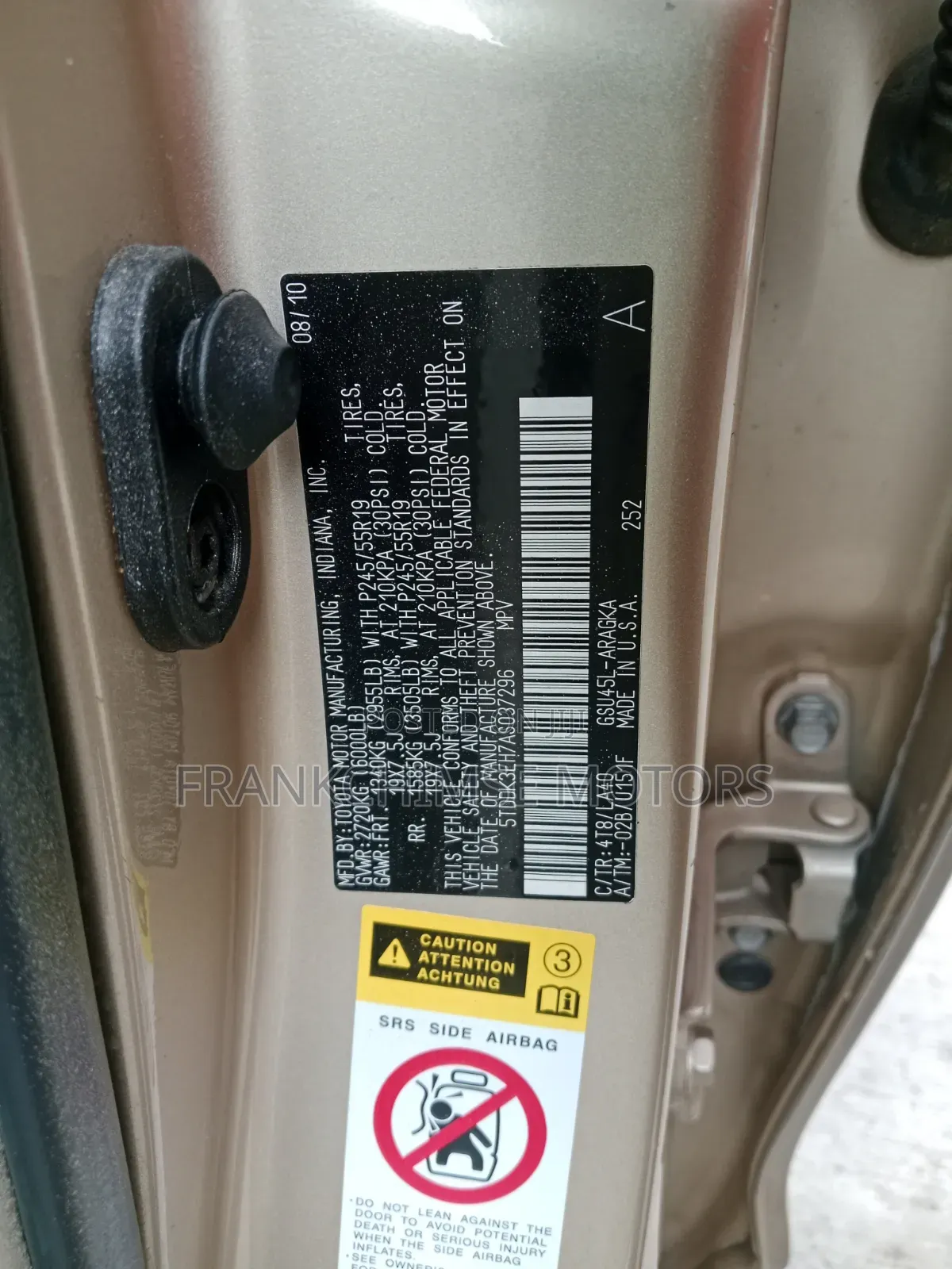 Toyota Highlander 2010 Gold