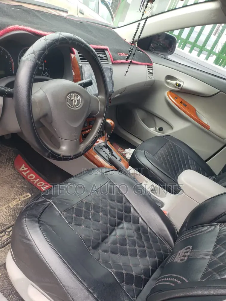 Toyota Corolla 2009 Silver