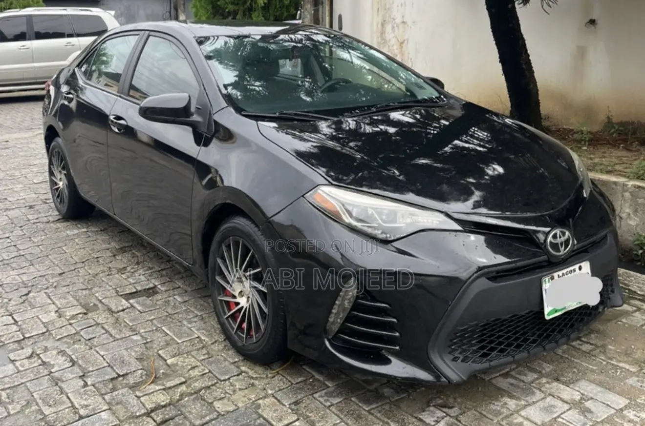 Toyota Corolla LE 4dr Sedan (1.8L 4cyl CVT) 2016 Black