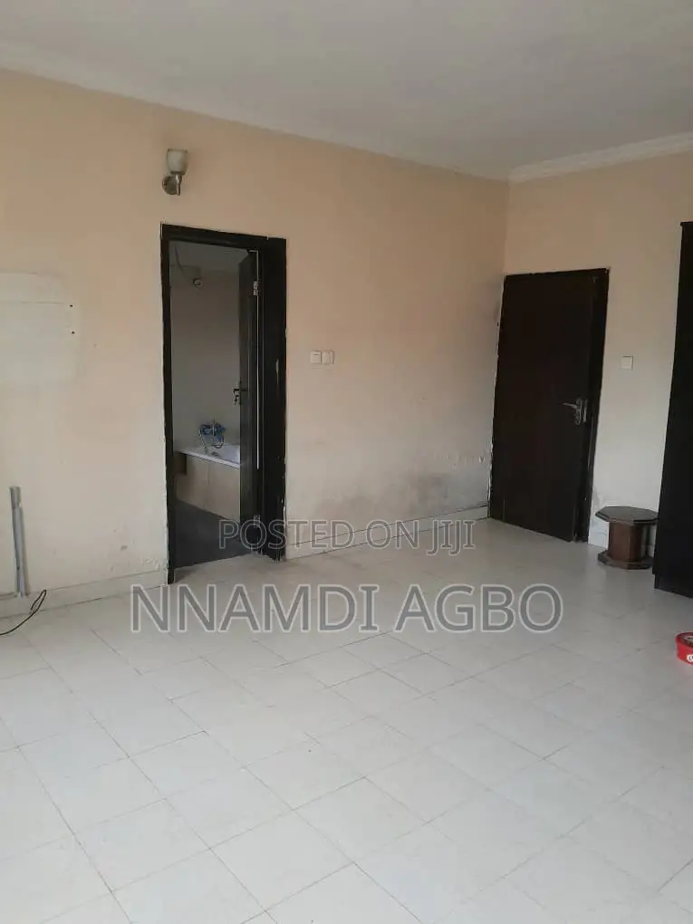 3bdrm Apartment in Victoria Island Extension for rent