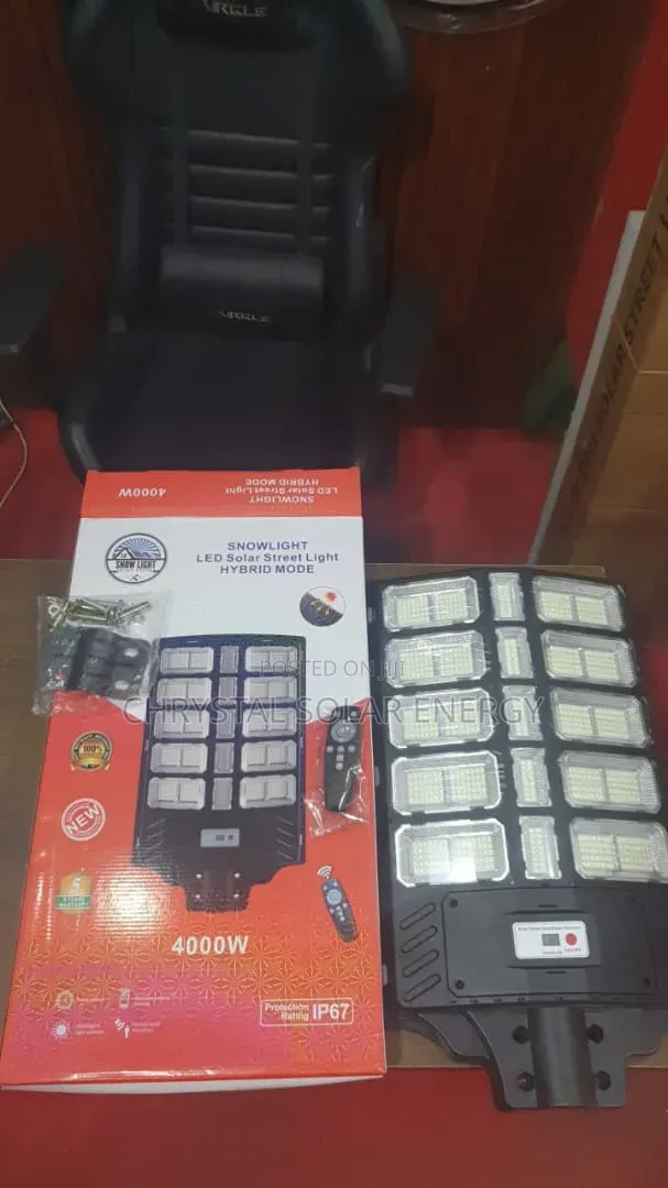 4000watts 25eyes Hybrid Solar Industrial Street Light With Accessories