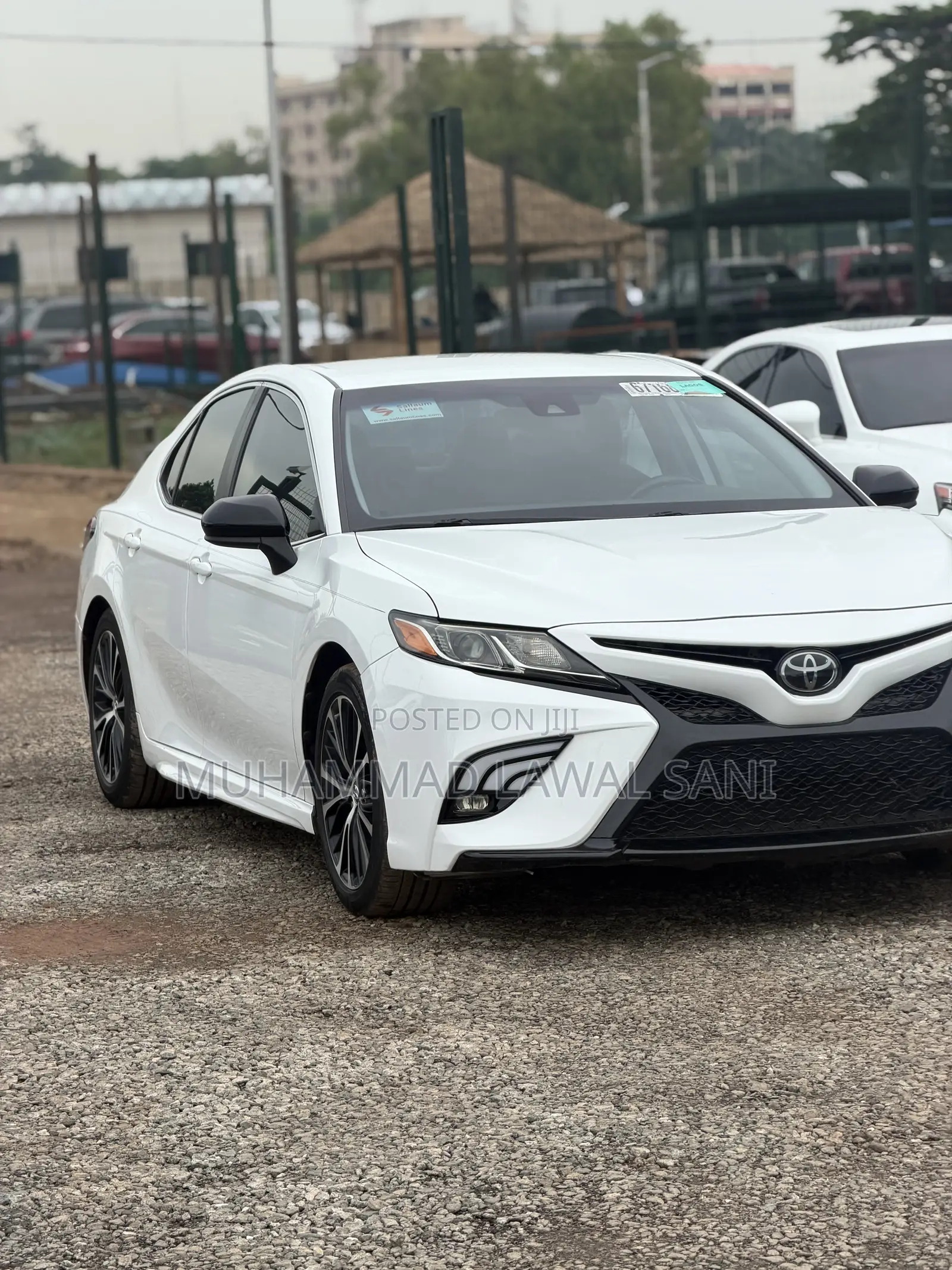 Toyota Camry 2020 White