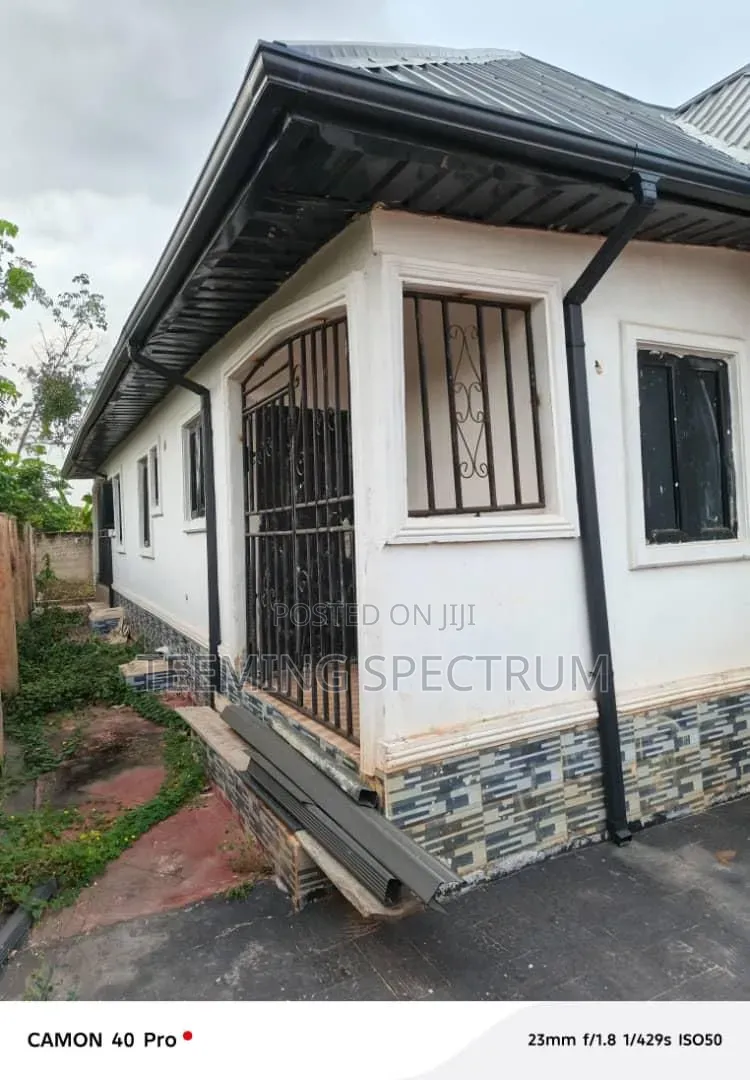 2bdrm Block of Flats in Benin City for sale
