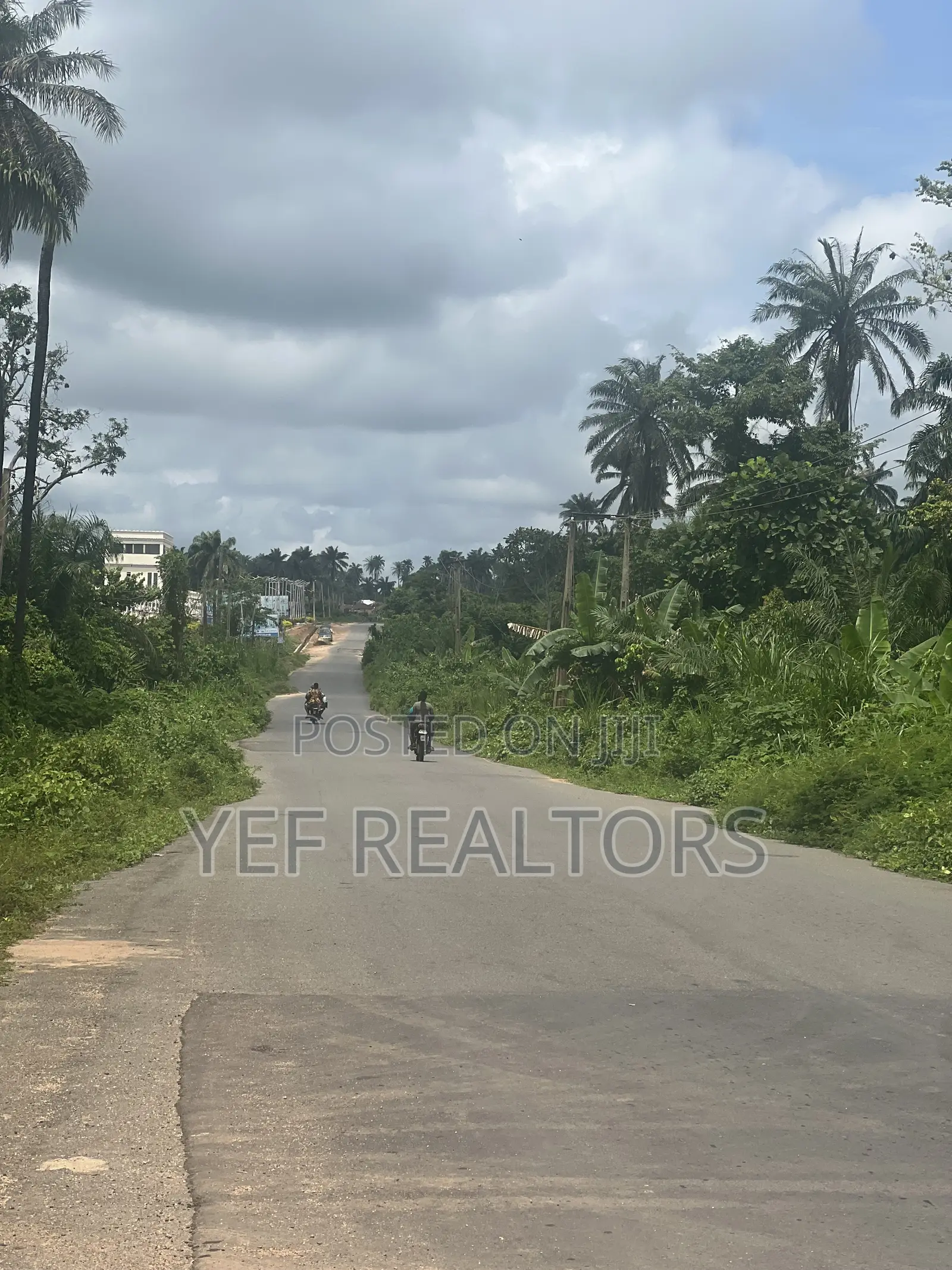 16 Plots for Sale Just Beside Buckingham Parks Garden Adron Estate