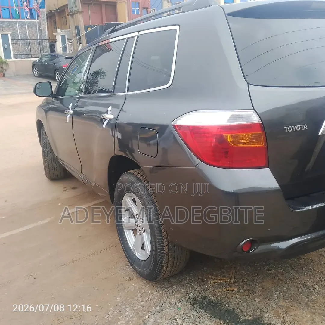 Toyota Highlander 2008 Gray