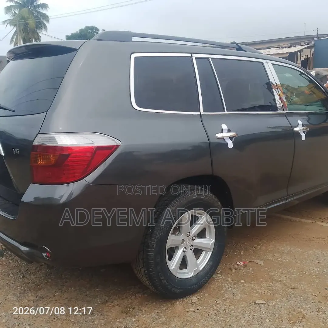 Toyota Highlander 2008 Gray