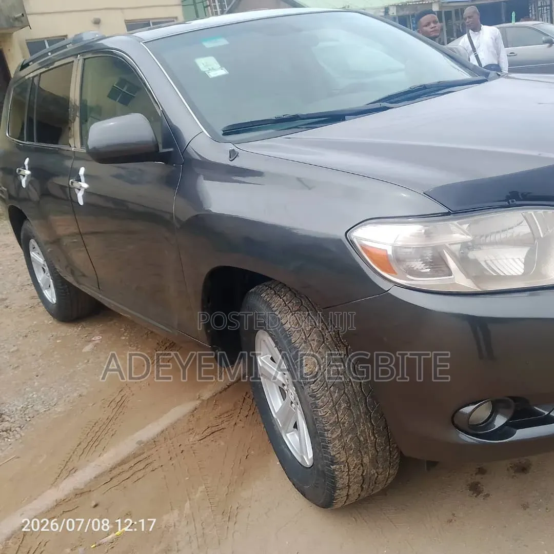 Toyota Highlander 2008 Gray