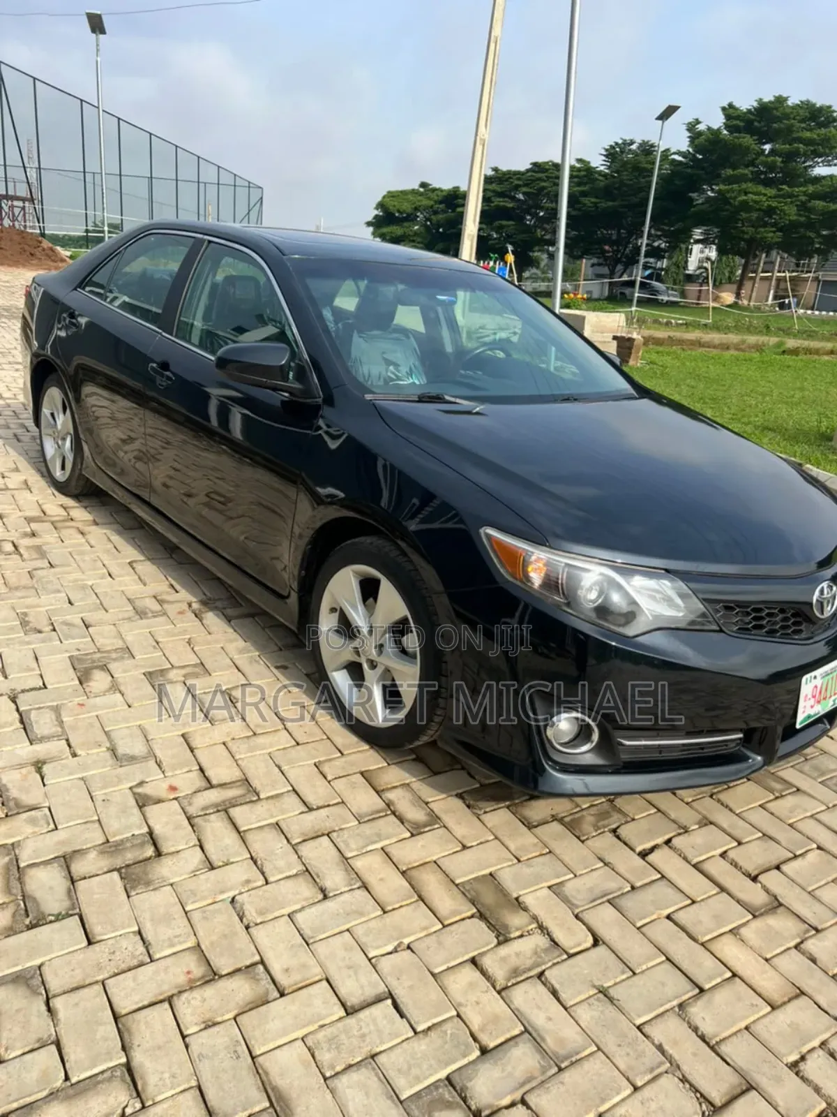 Toyota Camry SE V6 4dr Sedan (3.5L 6cyl 6A) 2012 Black